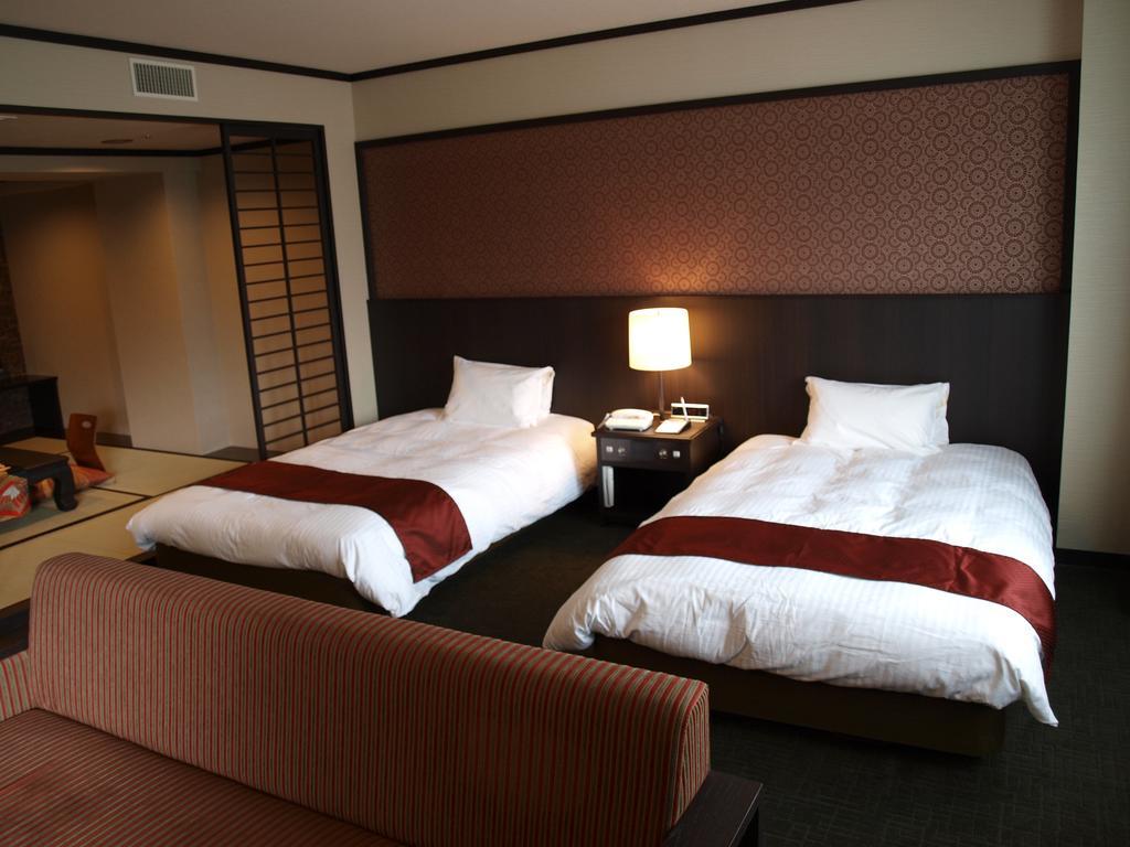 Royal Hotel Minami Hokkaido Сикабе Экстерьер фото